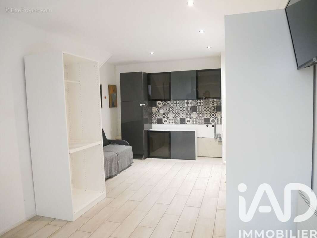 Maison 98 m² à Pouzilhac  - photo 4