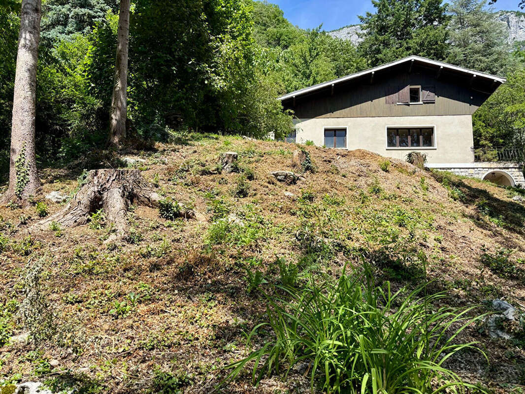 Maison à VEYRIER-DU-LAC
