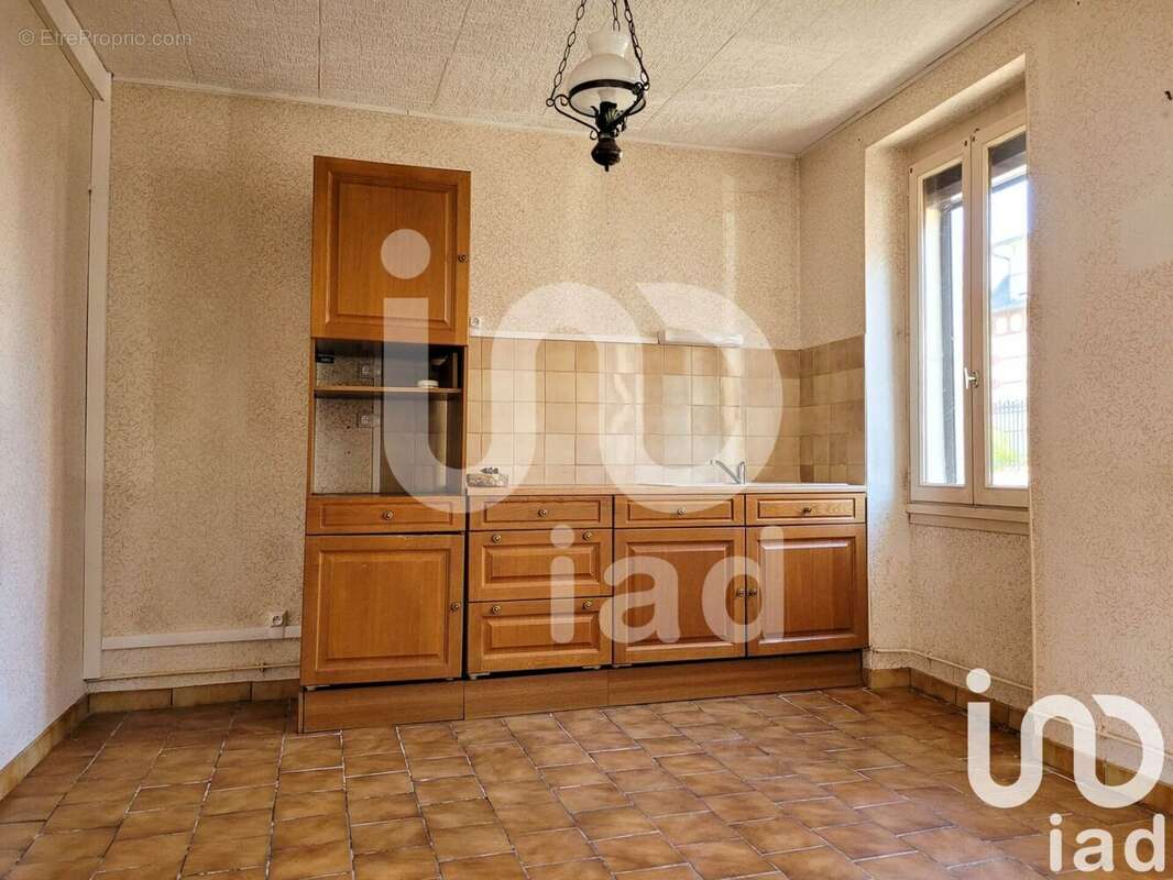 Photo 3 - Maison à MONTLUCON