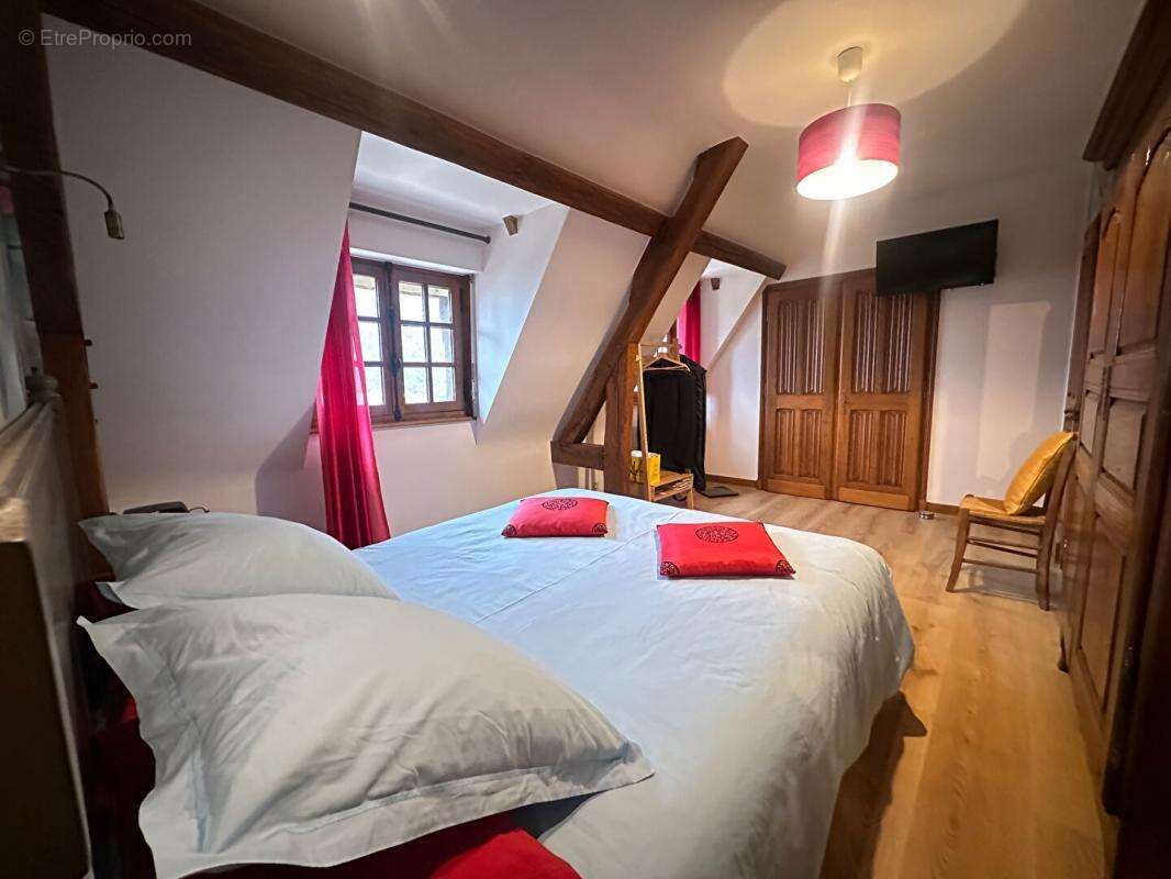 Maison à PONT-L'EVEQUE