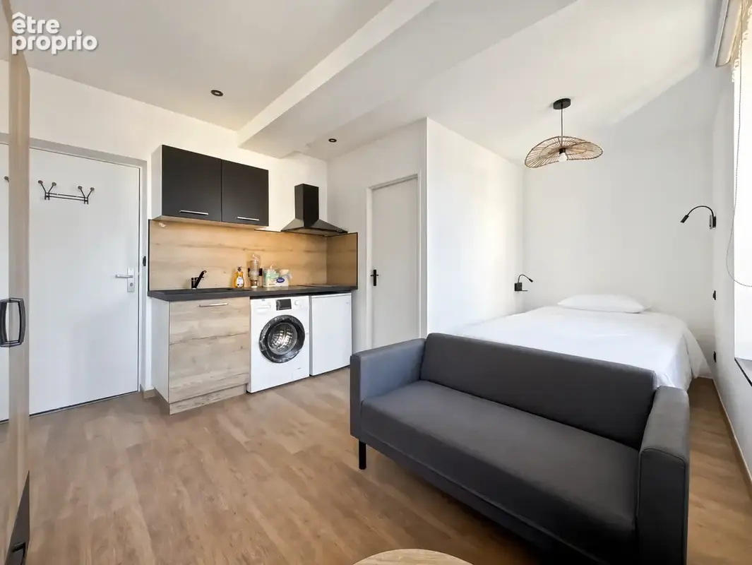 Studio entièrement refais à neuf, meublé équipé au centre de Belleville au calme - photo 3