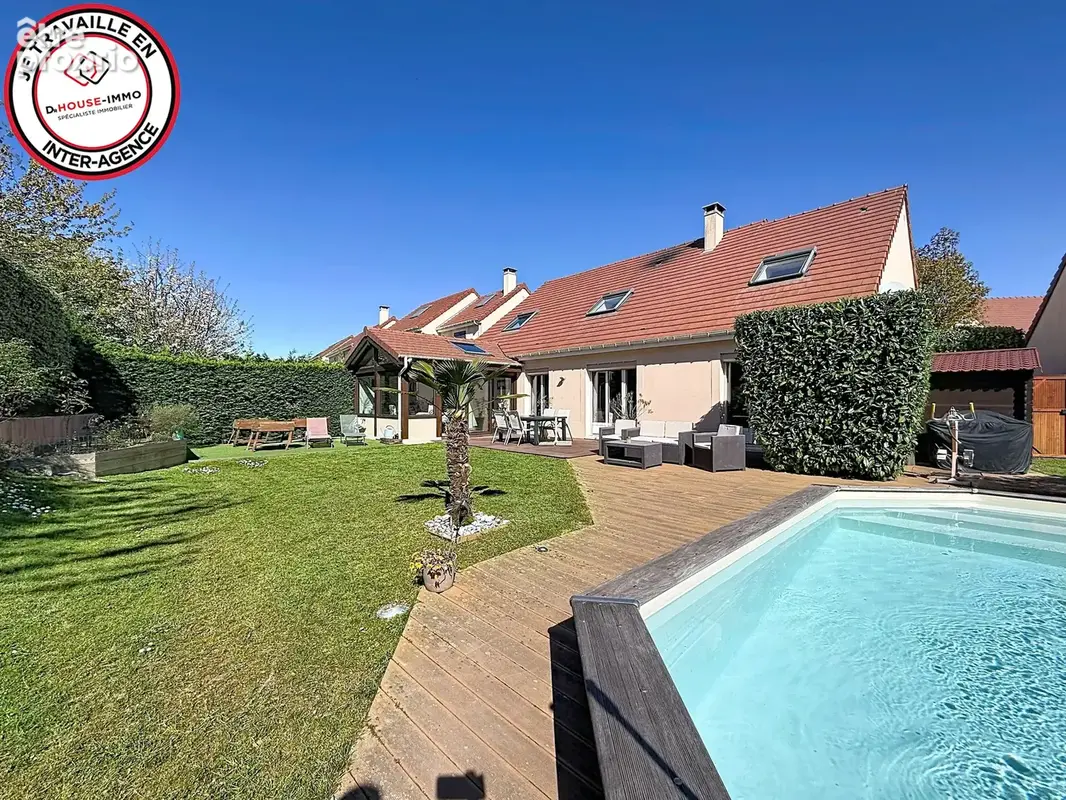Maison 225 m² à Nozay  - photo 9