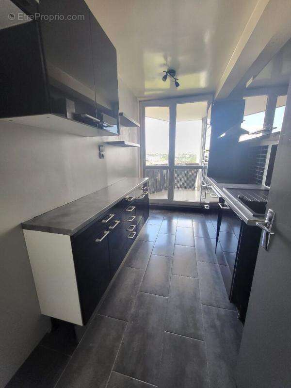 Appartement  3 pièce(s) 66 m2 - photo 2