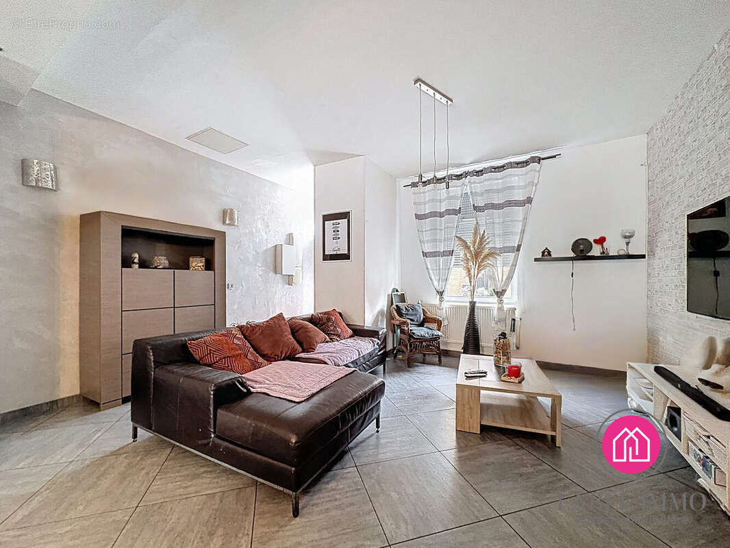 Maison à FRESNES-SUR-ESCAUT