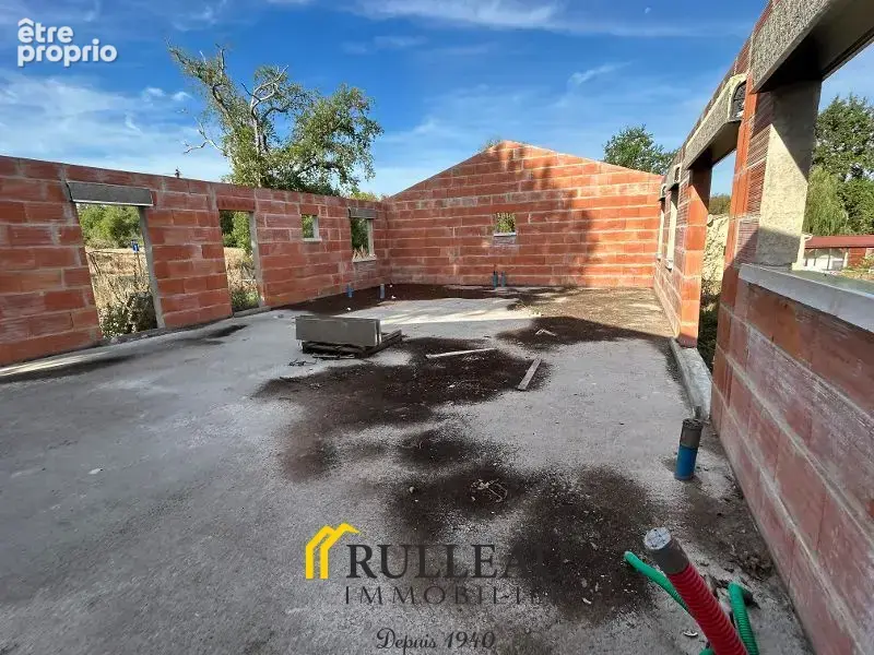 Maison avec garage en construction sur terrain de 973m2 - photo 2