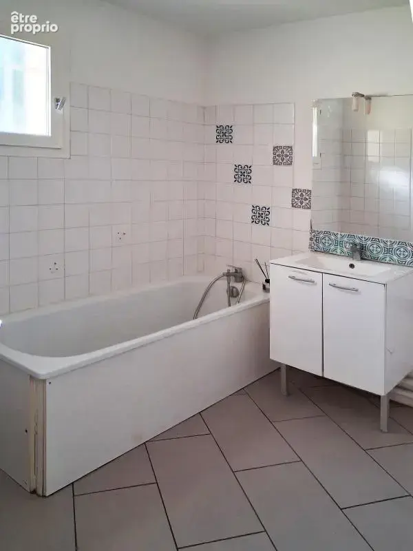 Appartement t3 au rez-de-chausée avec terrasse - photo 7