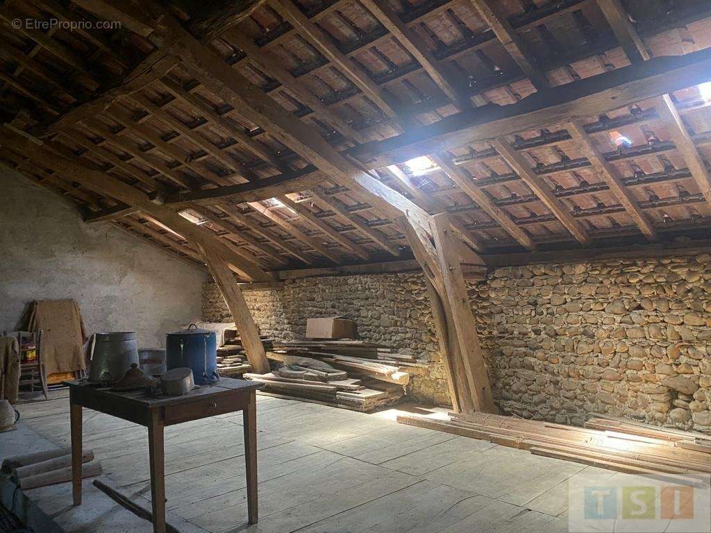 Maison à CAZARIL-TAMBOURES