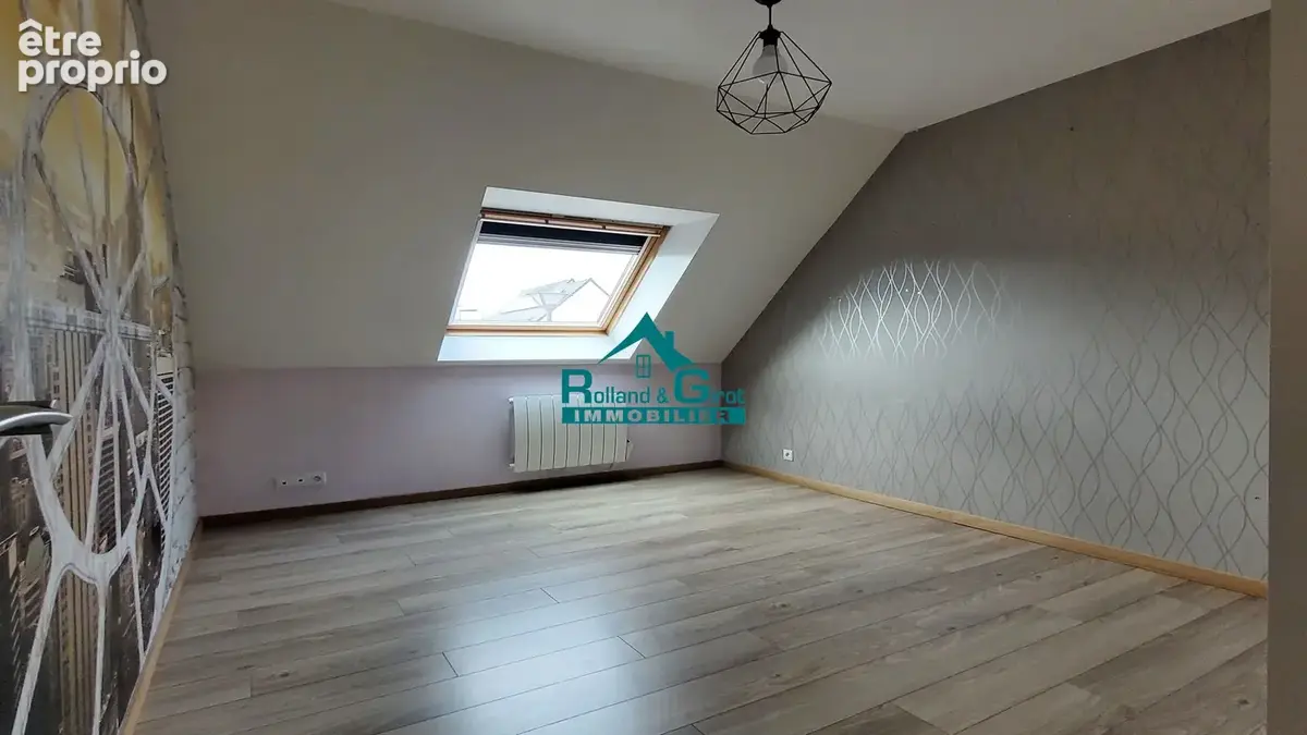 Maison spacieuse à vendre à La Bouexière - 5 chambres et jardin! - photo 10