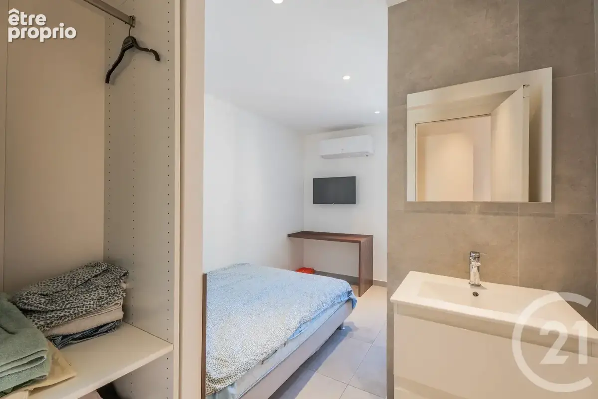 Appartement 5 pièces 80 m² à vendre à Nice (06200) - photo 8
