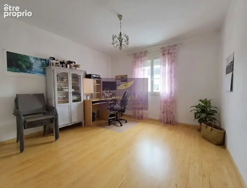 Maison avec 6 chambres 1  bureau double garage et jardin - photo 5