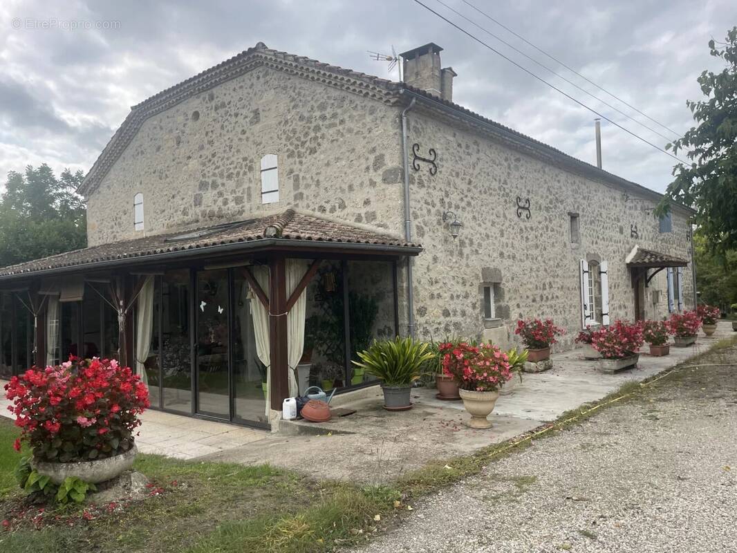 Maison à CASTELJALOUX