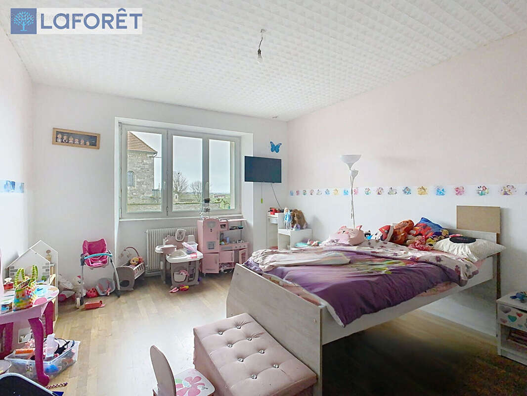 Maison à DAMMARTIN-SUR-MEUSE