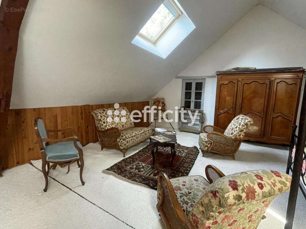 Maison à SERBANNES