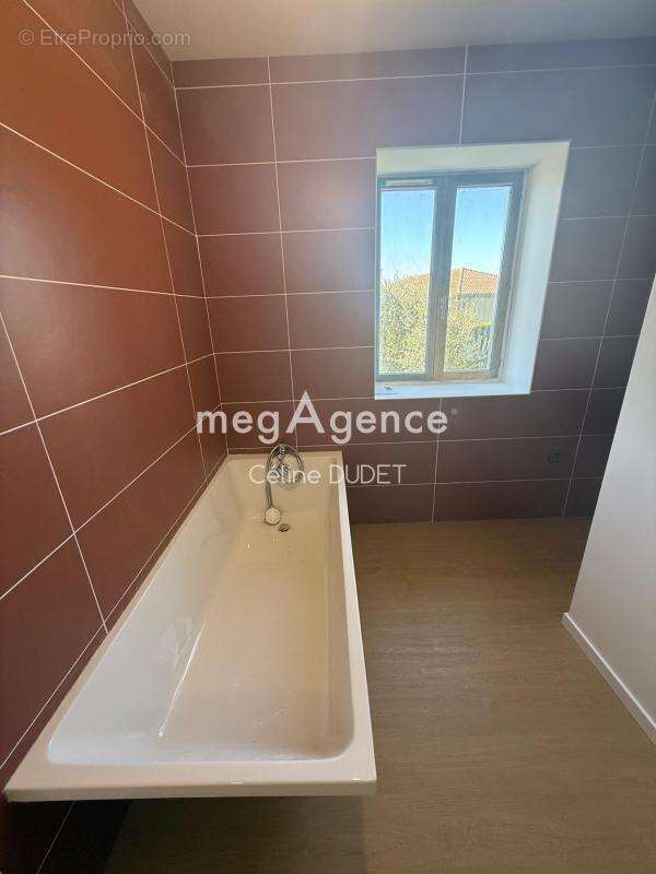 Maison à SAINT-DIDIER-SUR-CHALARONNE