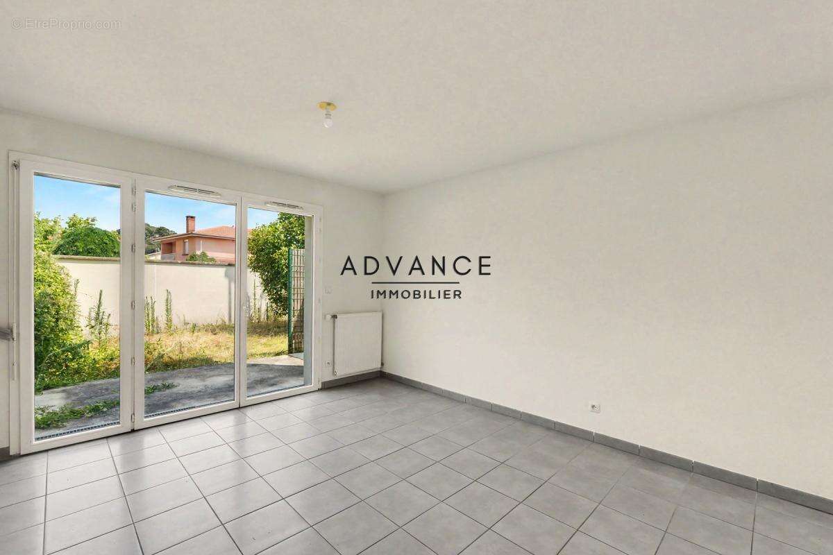 Maison duplex T3 Aucamville – Proche centre et calme - photo 4