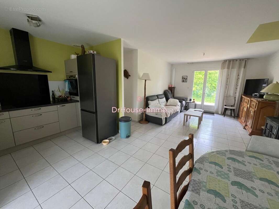 Maison à SAINT-LAURENT-DES-VIGNES