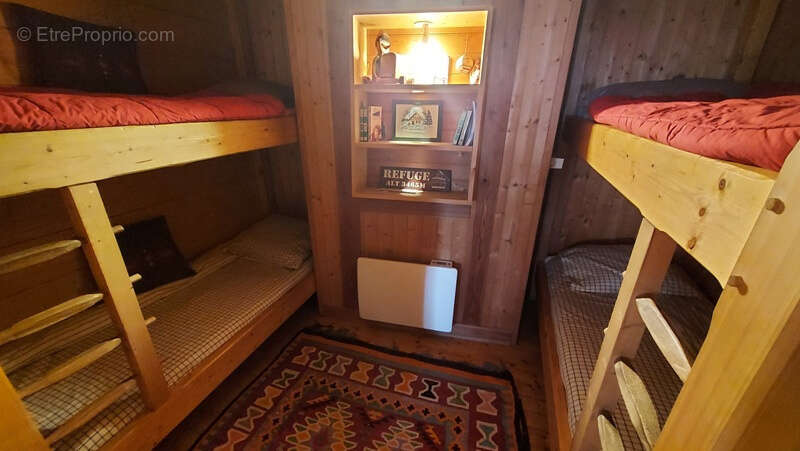 Maison à CHANTELOUVE