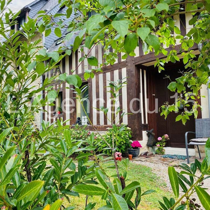 Appartement à TOURGEVILLE