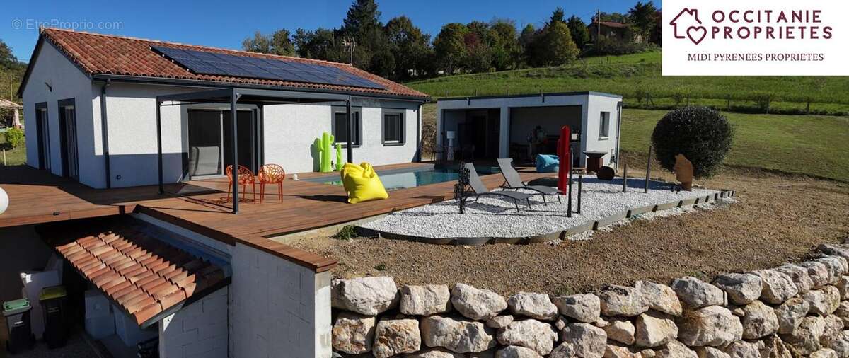 Maison à LEZAT-SUR-LEZE