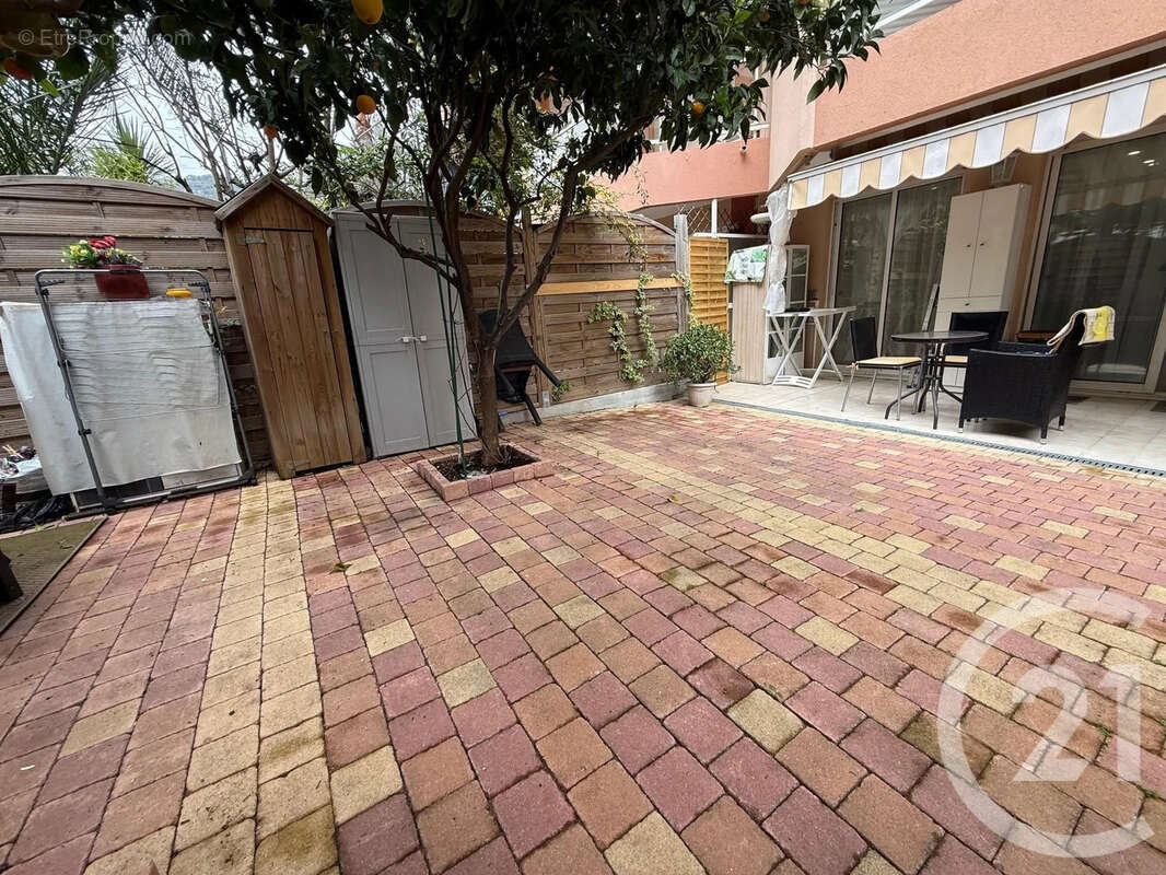 Appartement à ROQUEBRUNE-CAP-MARTIN