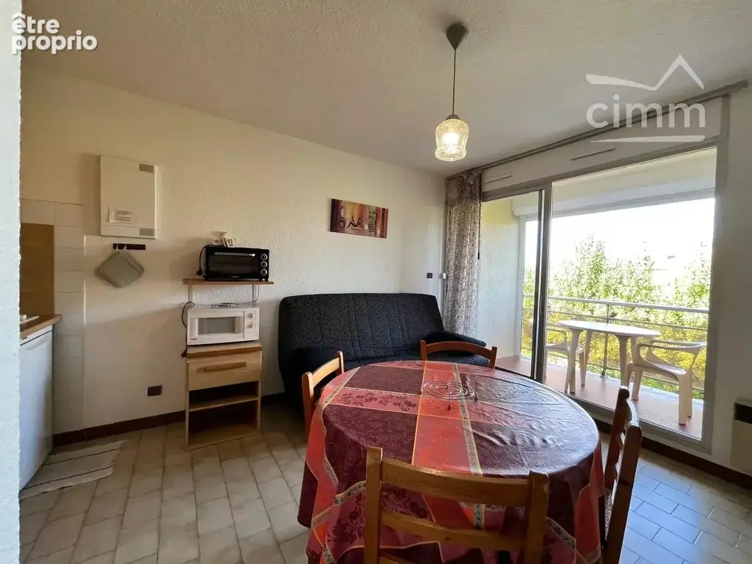 Studio cabine avec terrasse et place de parking - photo 4