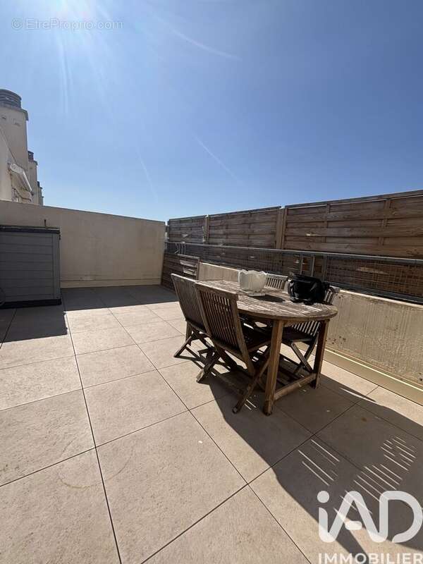 Photo 2 - Appartement à MARSEILLE-10E