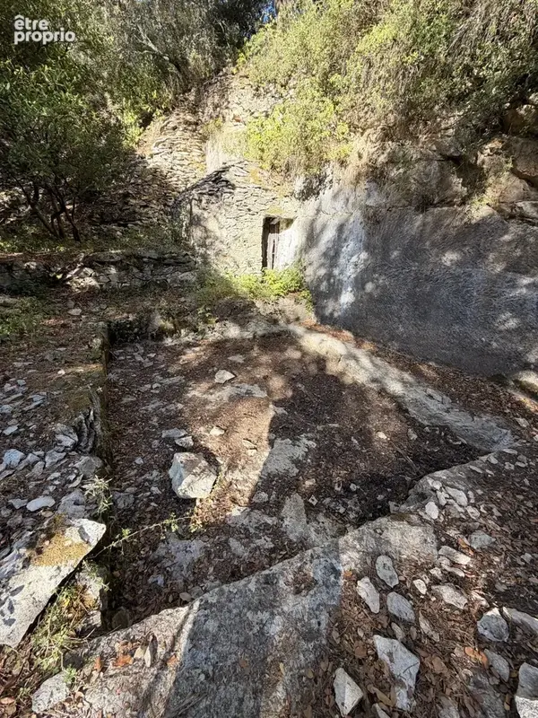 Terrain 27 342 m² à vendre à Nimes (30900) - photo 6
