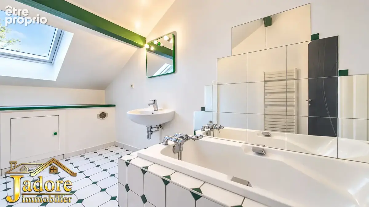 Superbe villa avec piscine en centre-ville ! - photo 17