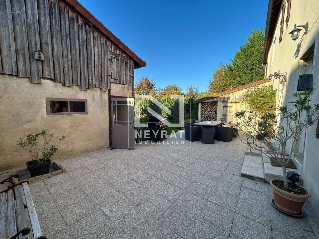 Maison à SENNECEY-LE-GRAND