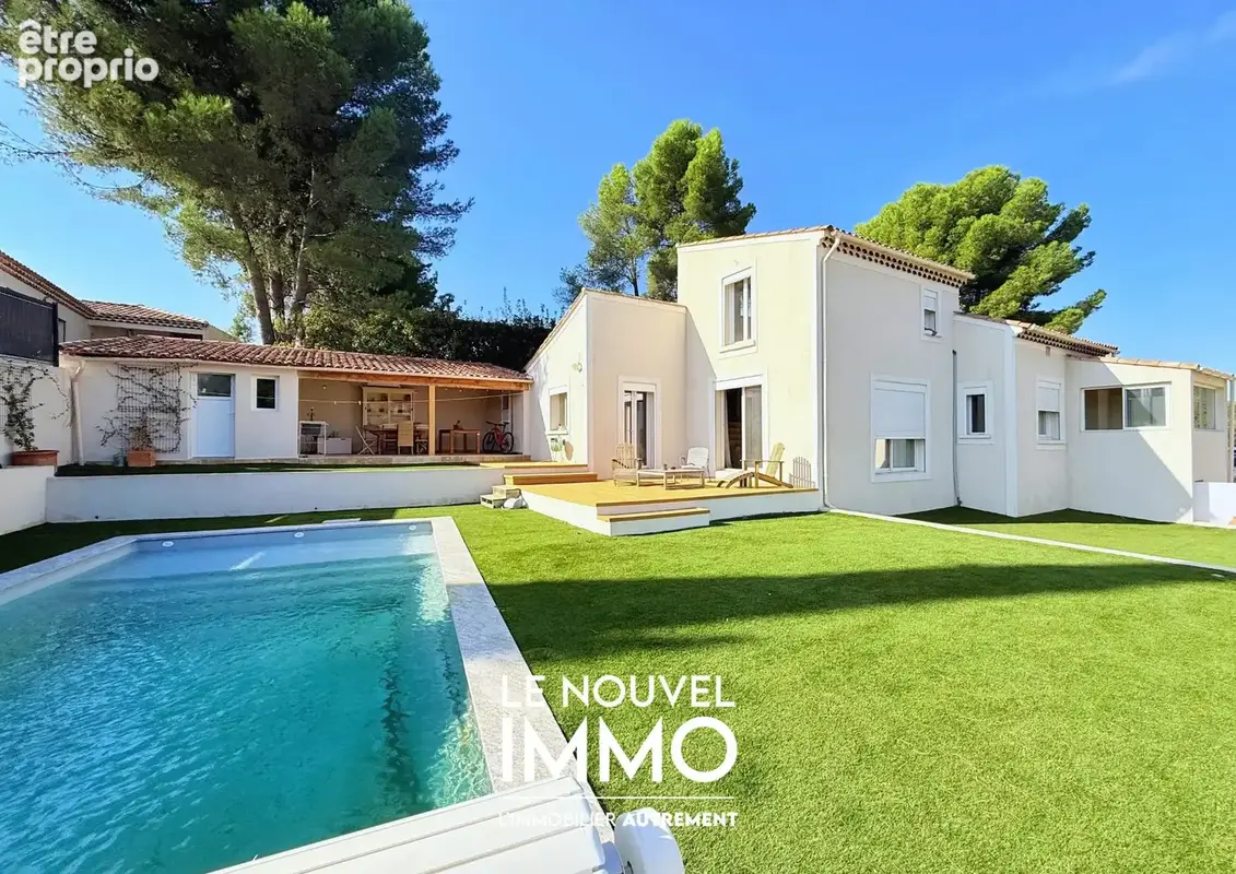 Maison 6 pièces 160 m² à vendre à Rognac (13340) - photo 1