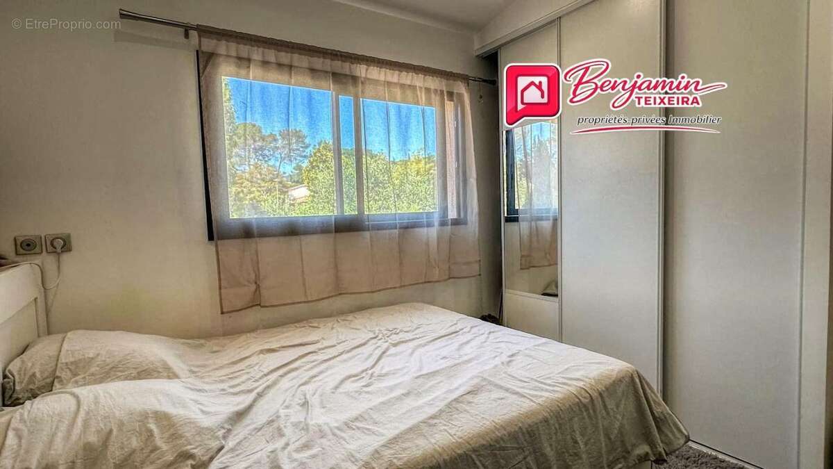 Maison Roquebrune Sur Argens 4 pièce(s) 109.85 m2 - photo 17