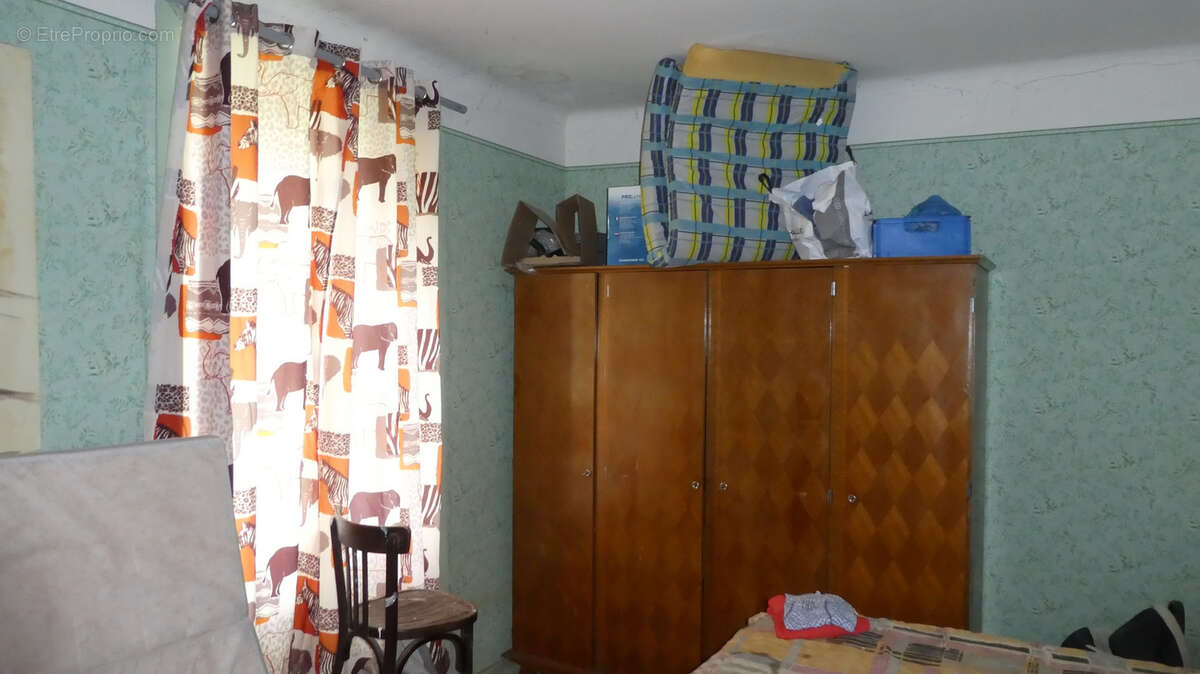 Maison à LA CROISILLE-SUR-BRIANCE