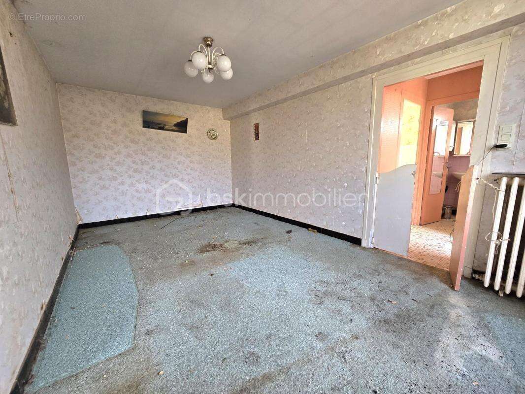 Maison à SAINT-PRIEST-BRAMEFANT