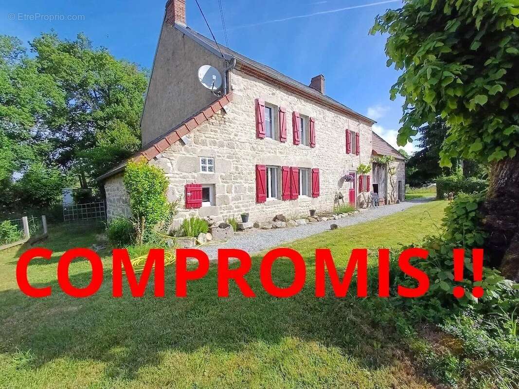 Maison à CHENERAILLES