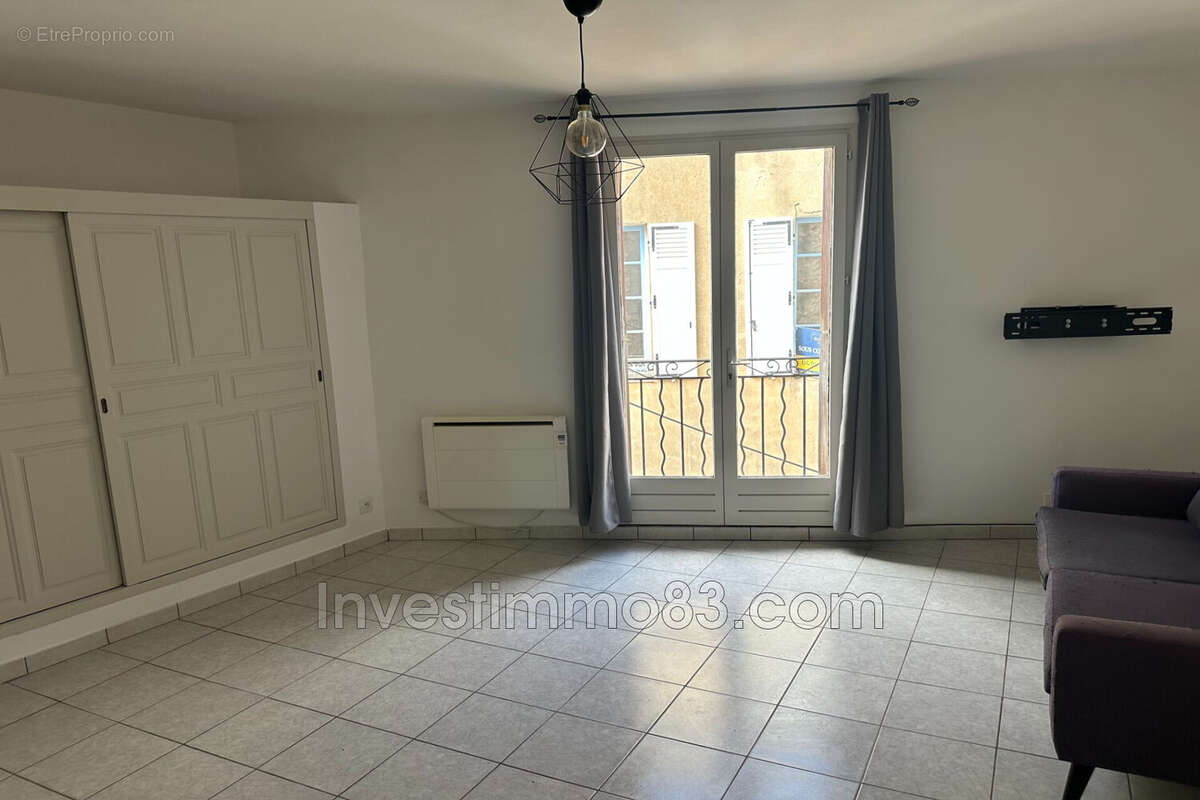 Appartement à BARJOLS