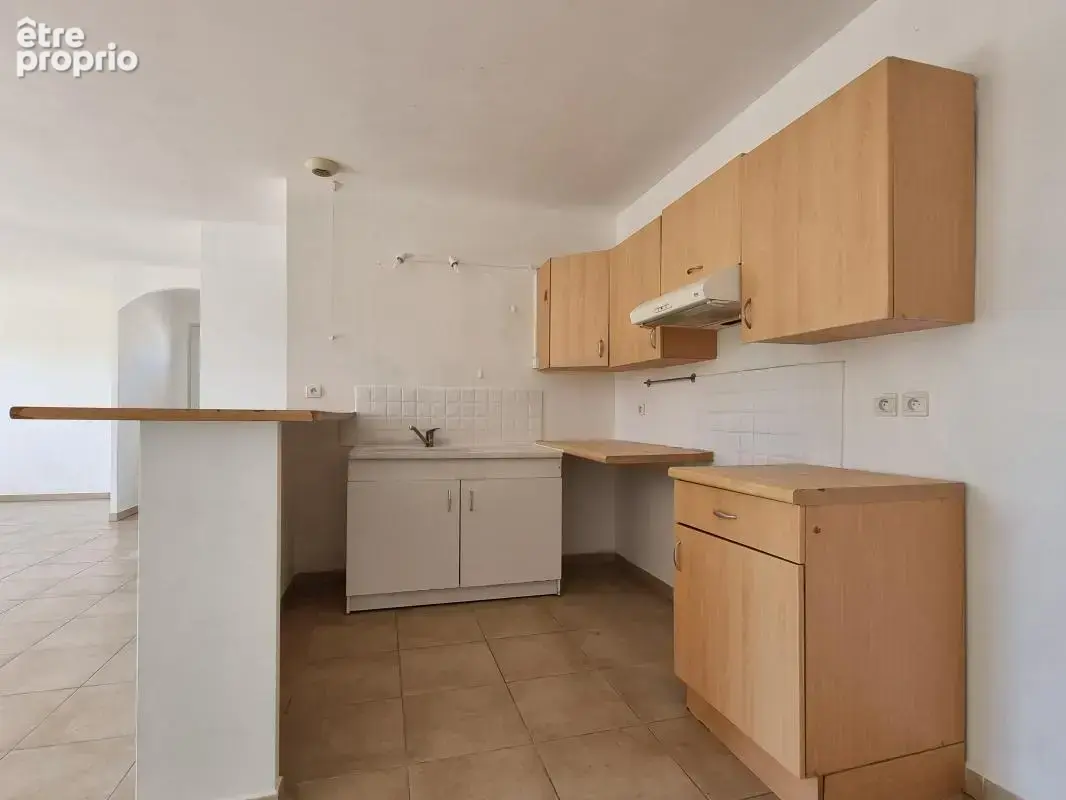  Saint-Julien-les-Rosiers – Villa de Plain-Pied de 90 m² - photo 8