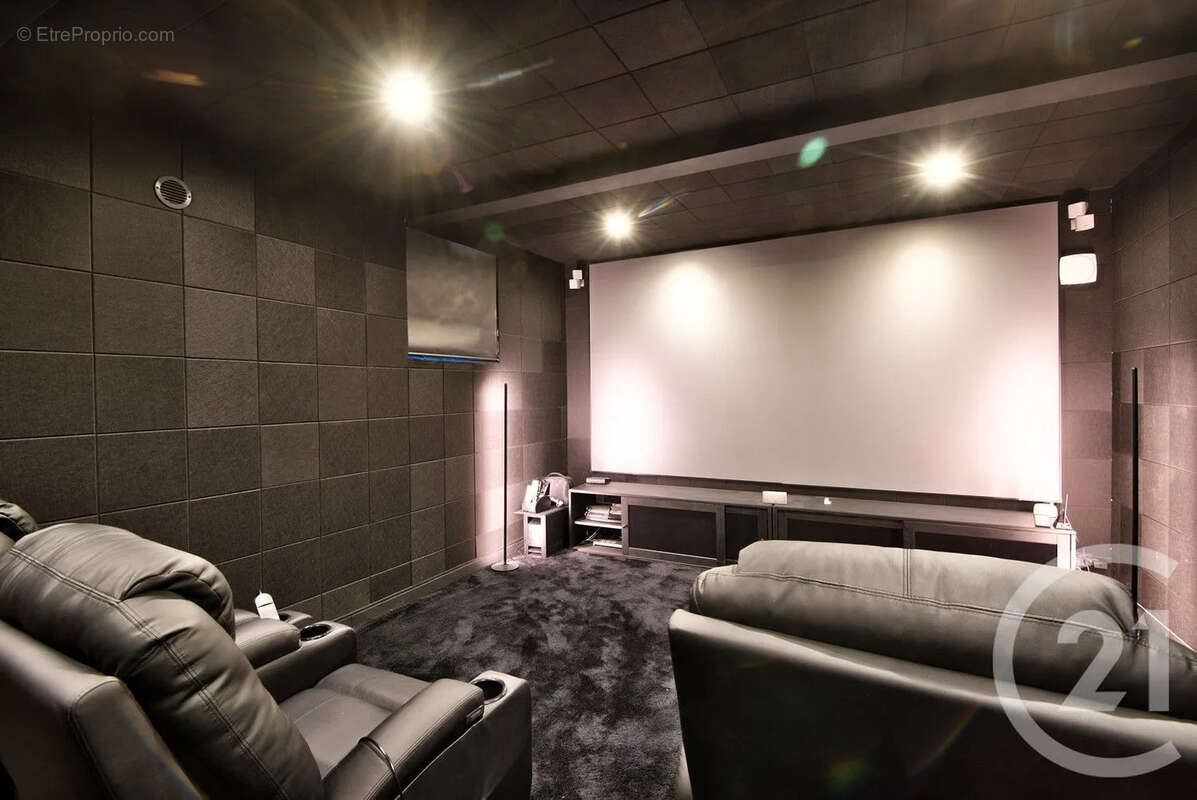 Maison à CAGNES-SUR-MER