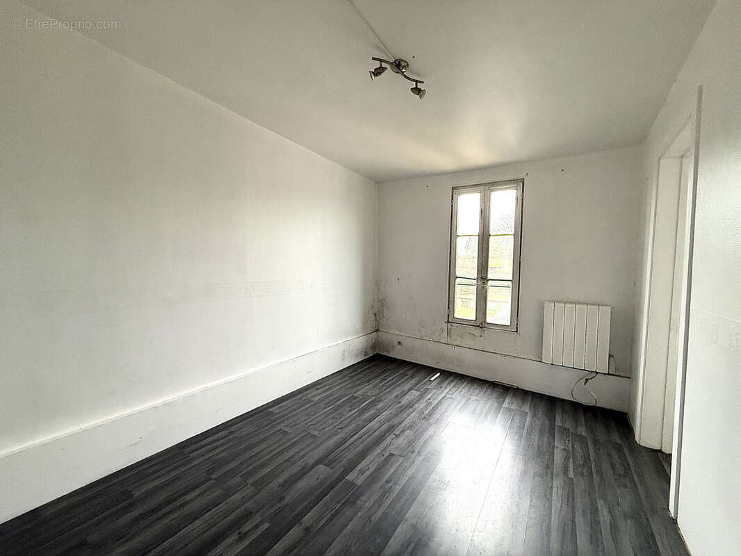 Appartement à CRESSY