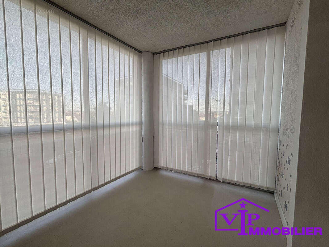 Appartement Sotteville Les Rouen 4 pièce(s) 72.29 m2 - photo 7