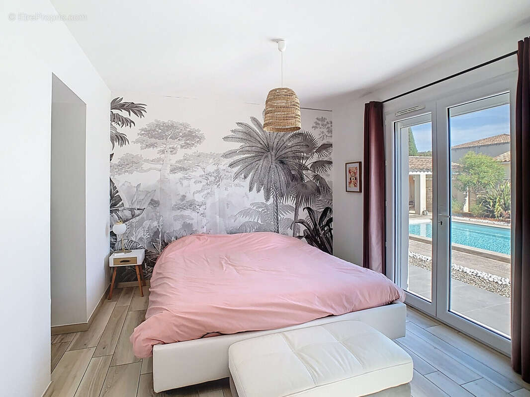 Maison 4 chbres de 2016 avec piscine / garage - photo 7