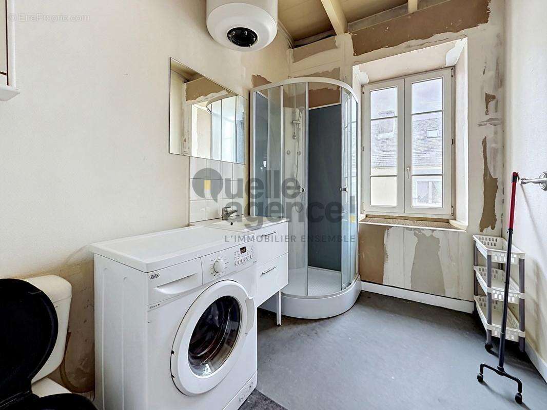 Immeuble 9 pièces de 112 m2 à Sizun - photo 12