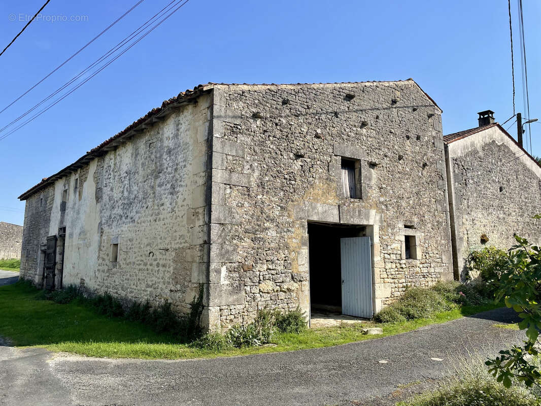 Appartement à TAILLEBOURG