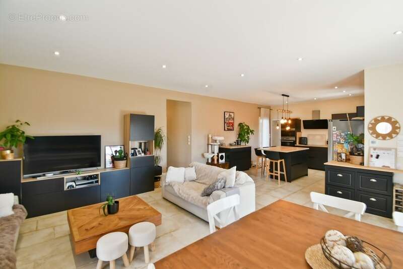 Villa Plain-pied Contemporaine 124m² – Piscine – Terrain 750m² – Aumelas (34) - photo 4