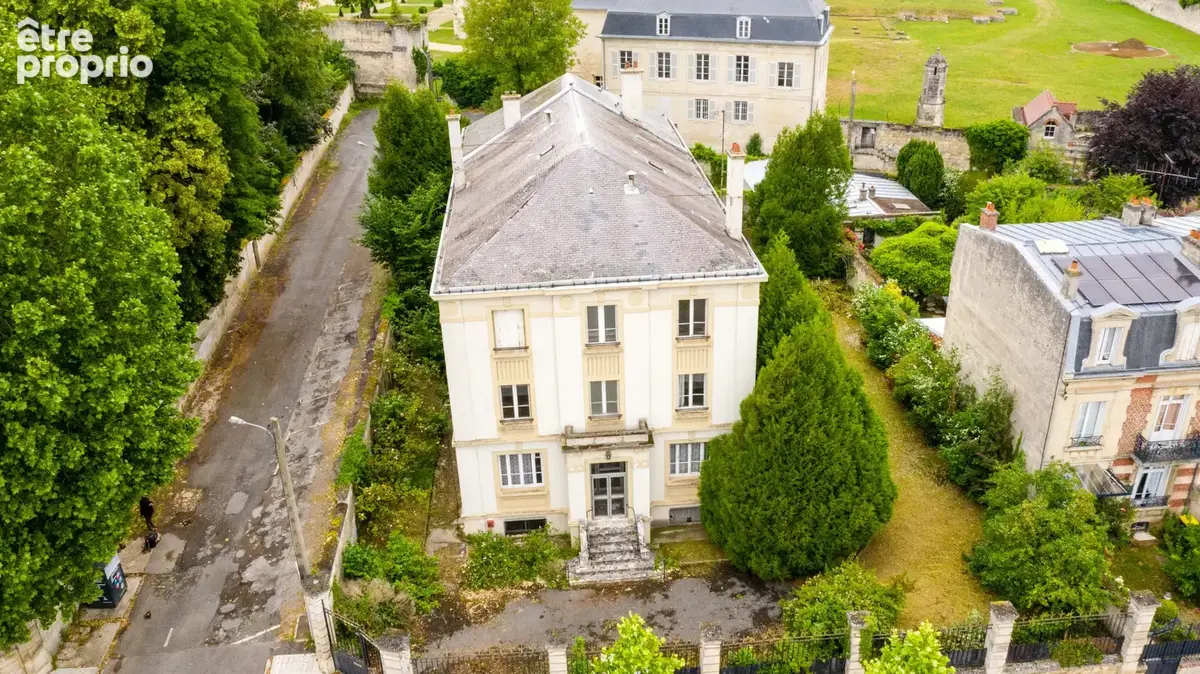 Dpt Aisne (02), à vendre SOISSONS immeuble environ 1000 m2 à découper - photo 2
