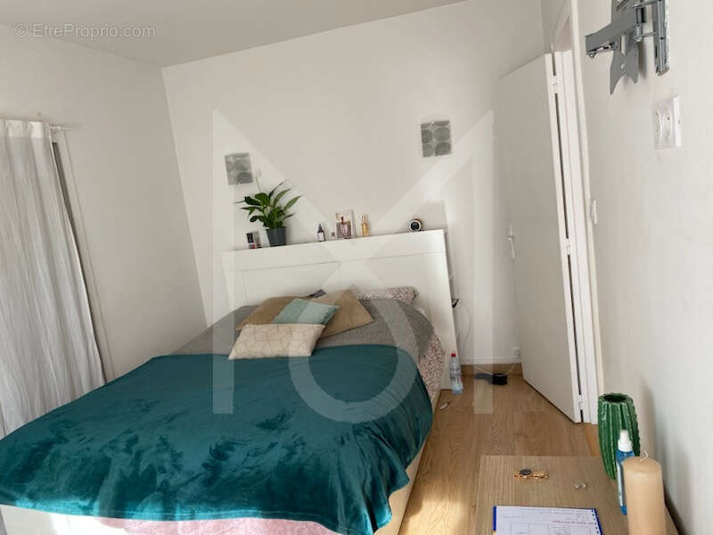 Appartement à MARSEILLE-5E