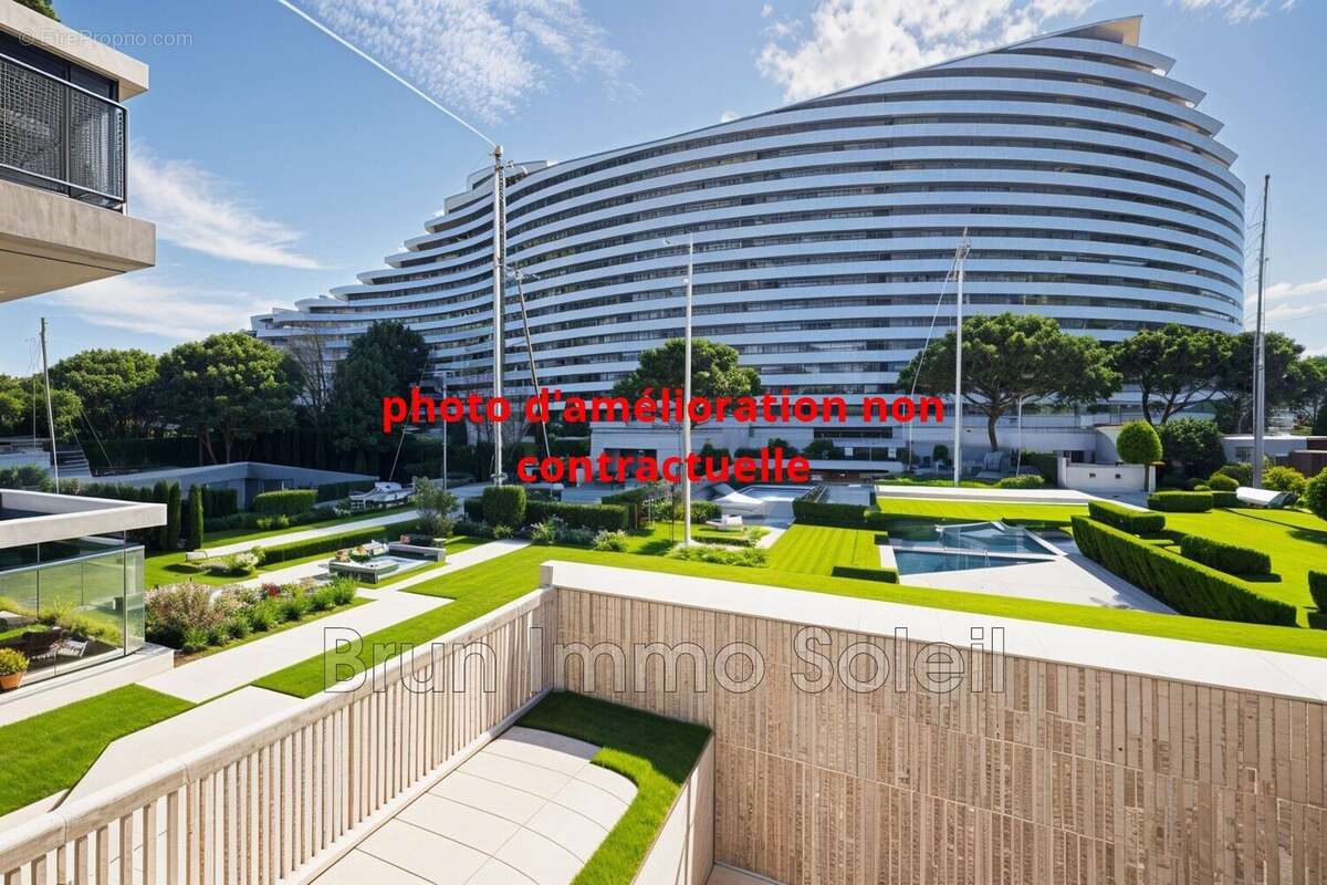 Appartement à VILLENEUVE-LOUBET