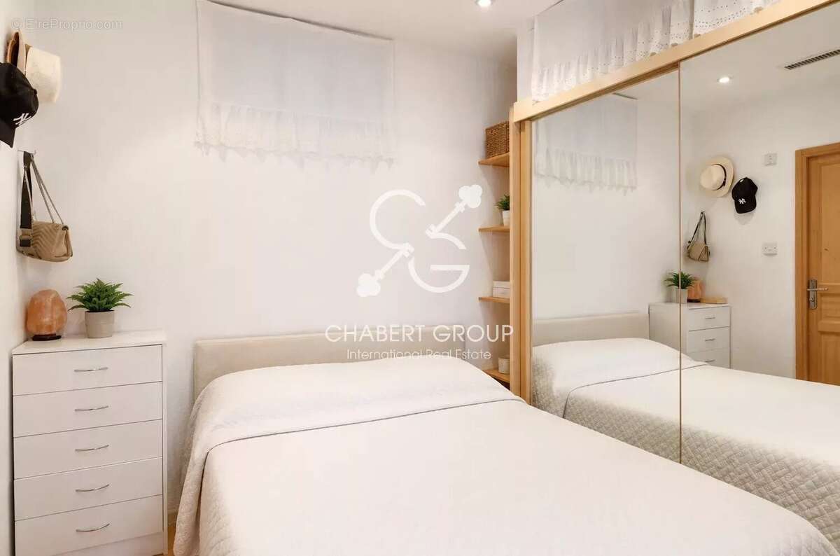 Exclusivité - villefranche-sur-mer - appartement - 3 pièces - 44,15 m² - splendide vue mer - terrasse - photo 5