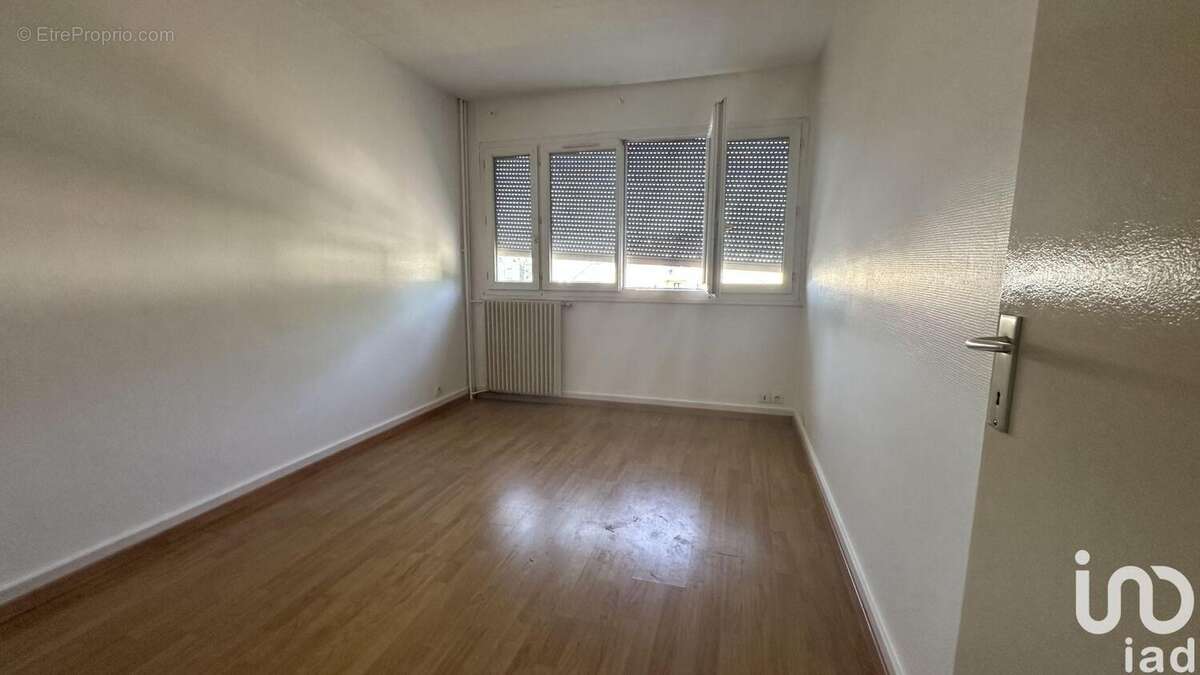 Photo 8 - Appartement à OZOIR-LA-FERRIERE