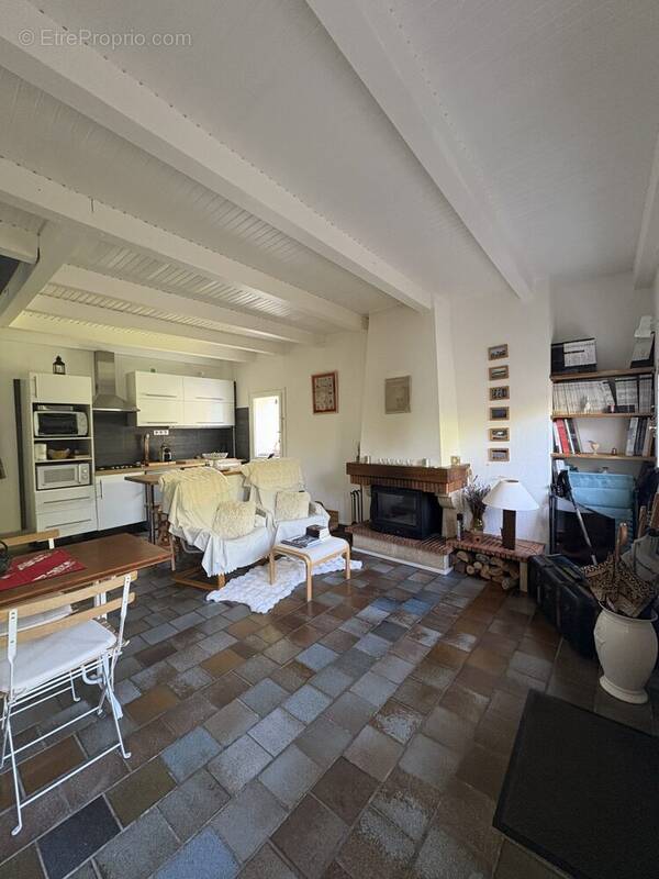 Appartement à SEYNE