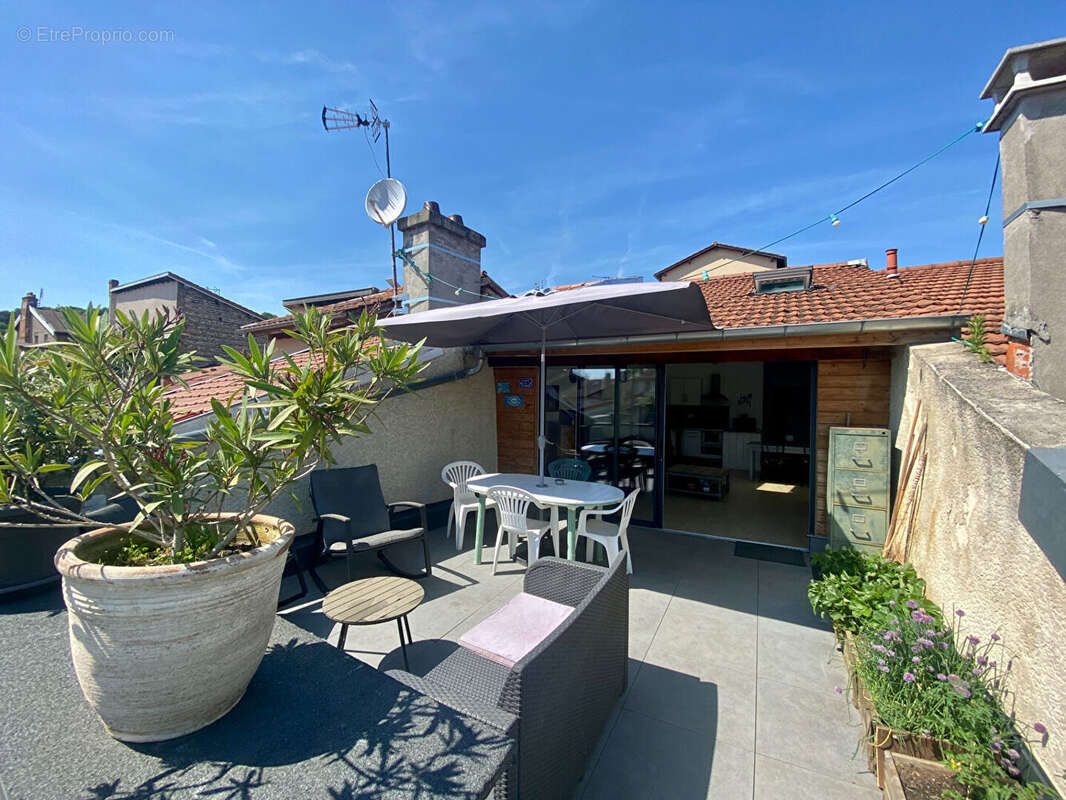 Appartement à MONTLUEL